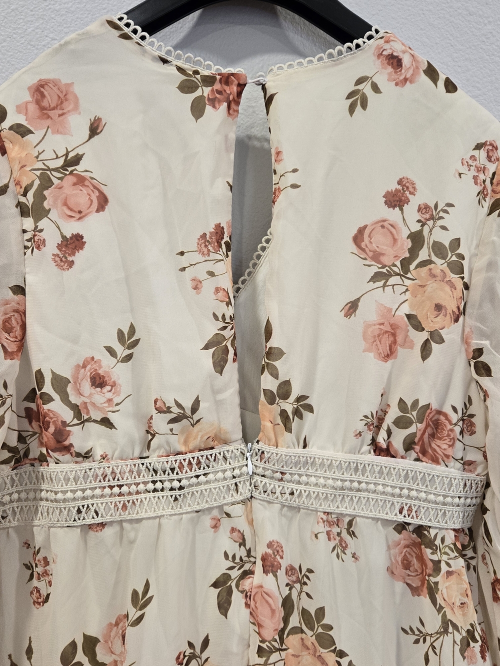 Justify Cream Floral Lace-Trim Long Sleeve Dress XL - Picture 4 of 9